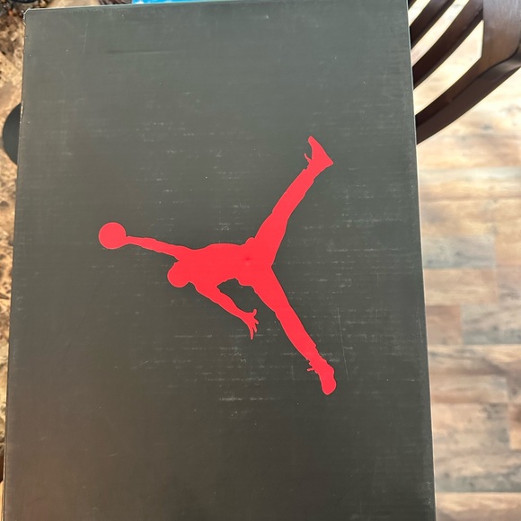 Original Jordan concrete Boxes - Picture 3 of 4